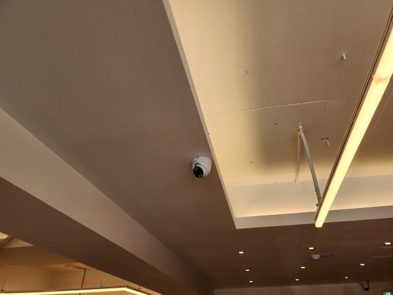 부산광역시 동래구 공장 CCTV 스마트폰 원격 확인 이미지