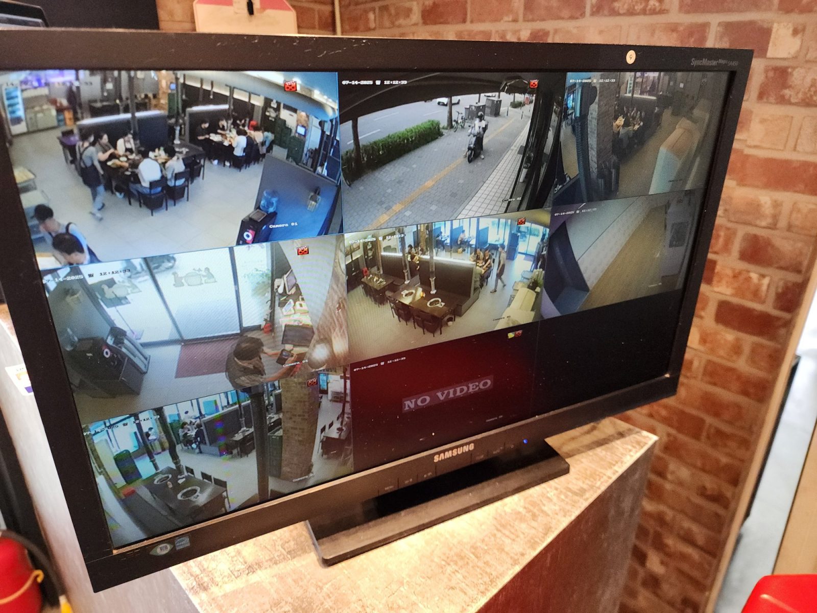 서울특별시 광진구 창고 CCTV 배선 작업 이미지